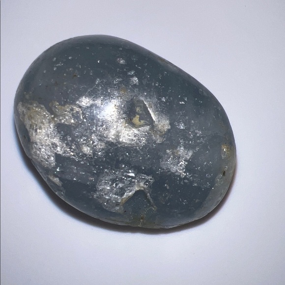 Celestine - Picture 2 of 4